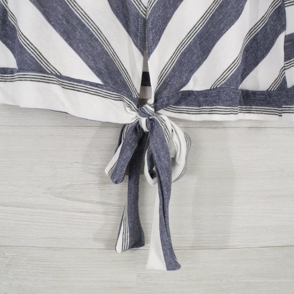 SOLD OUT!!  🥰ILLA ILLA Chevron Stripe Tie Front Tee - Picture 5 of 6